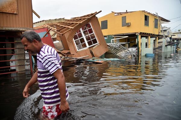 La cantidad oficial de muertos por el huracán María podría llegar a 1.427, pero otras estimaciones hablan de 4.645. (AFP)