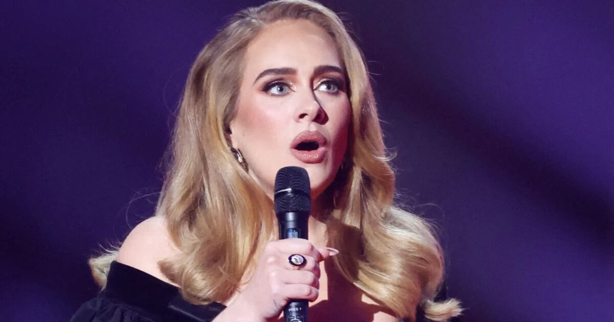 Adele revelou que desmaiou de dor após um de seus shows em Las Vegas