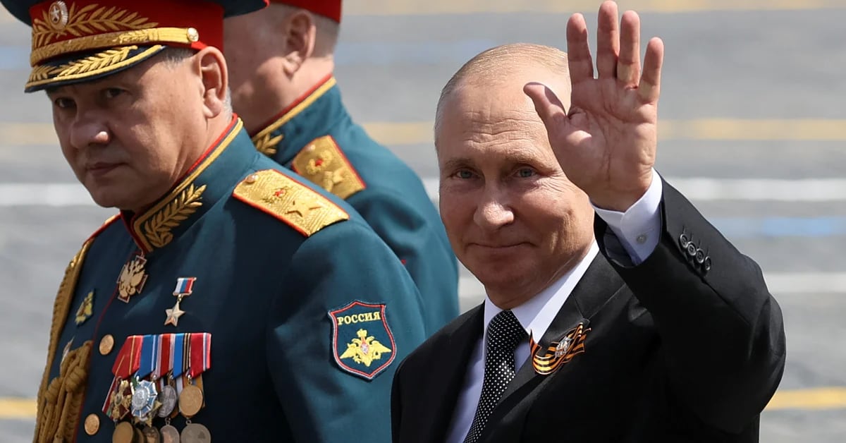 What worries Sergei Shoigu, Minister of Defense, Vladimir Putin?