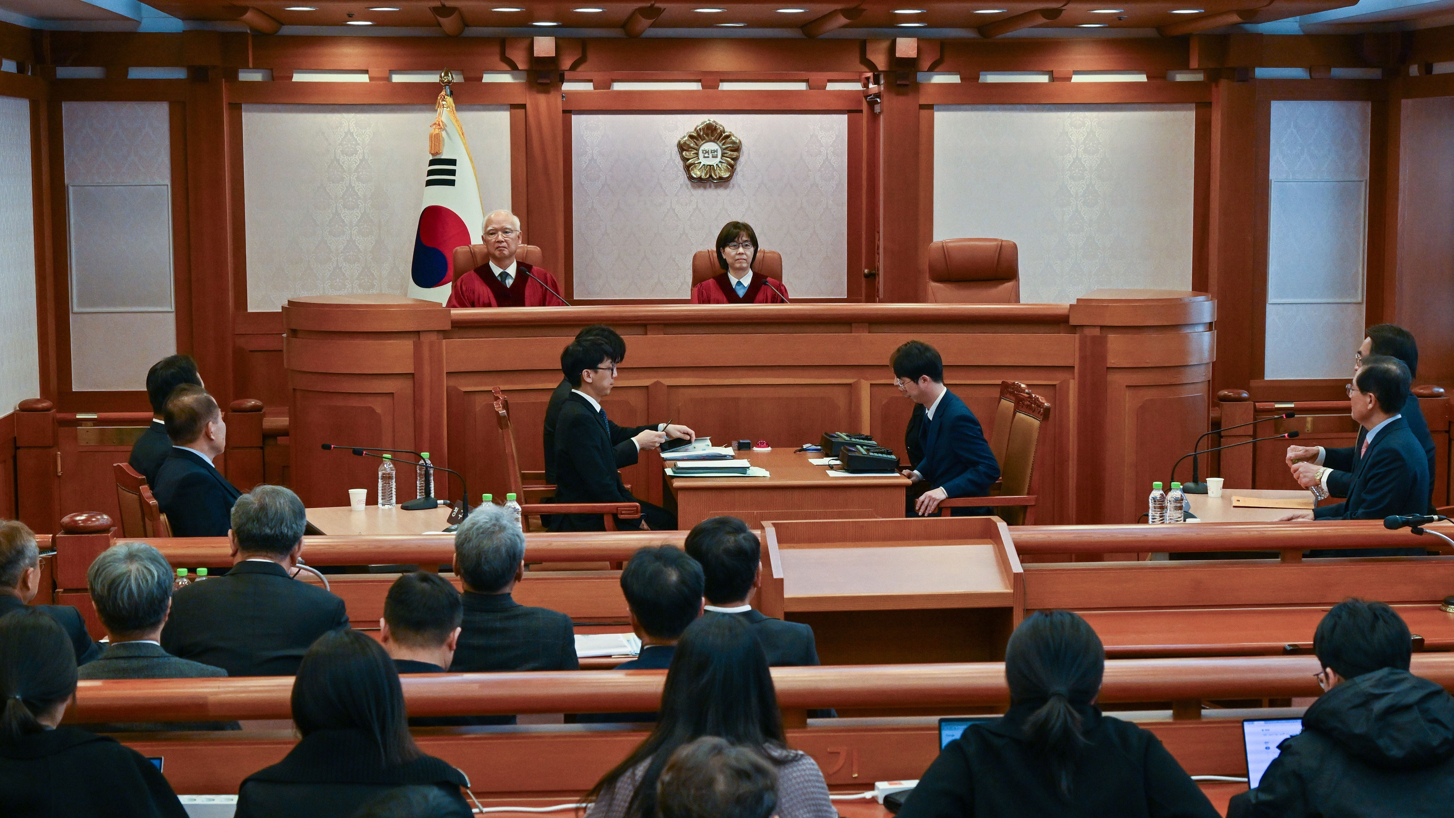 El Tribunal Constitucional de Corea del Sur inició el juicio preliminar contra Yoon Suk-yeol por declarar la ley marcial - Infobae