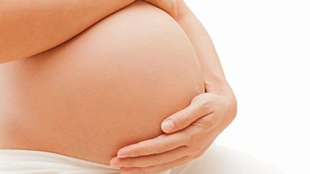 ¿Puede el embarazo acelerar el envejecimiento de las mujeres? Un estudio dice que sí