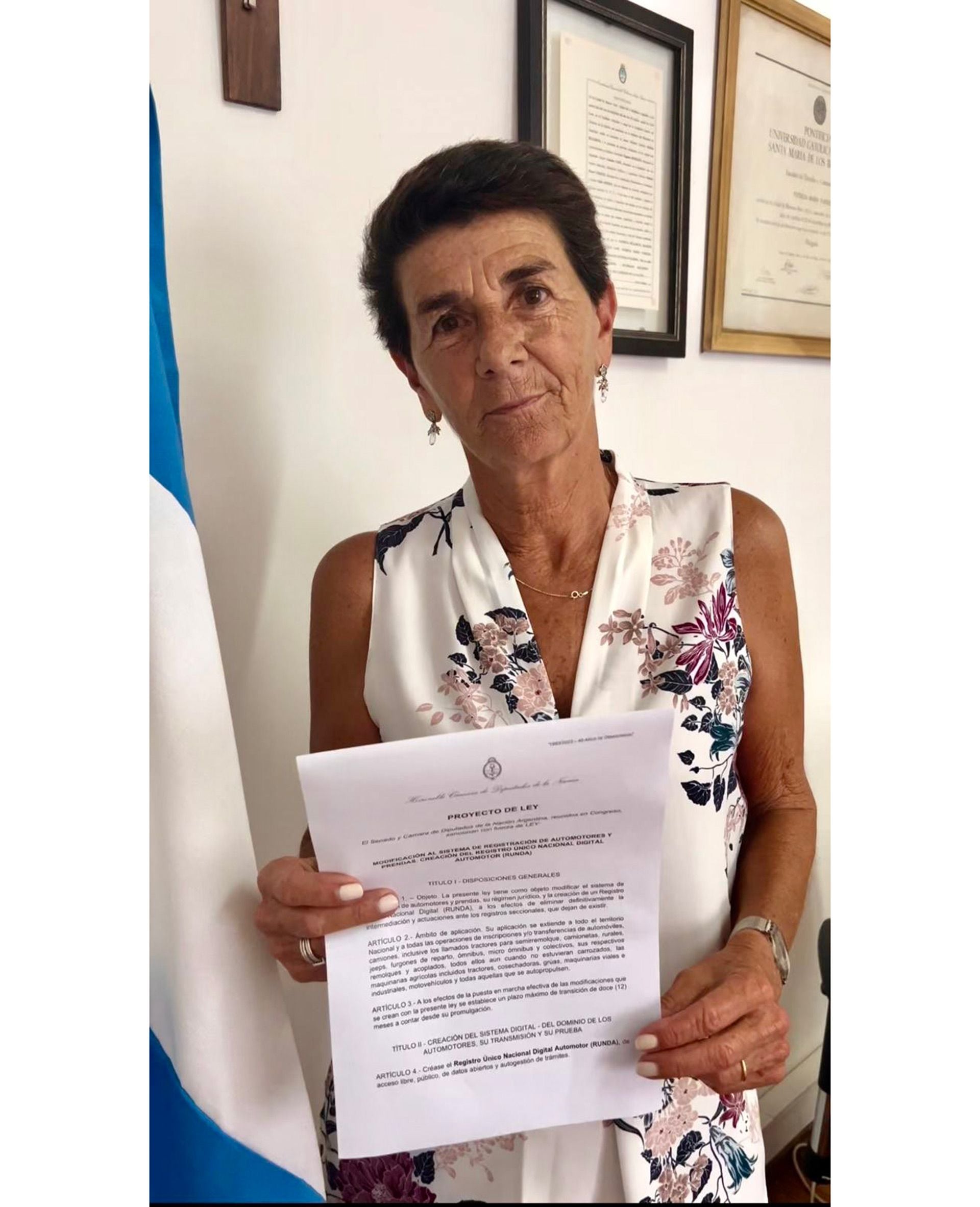 Diputada Patricia Vazquez propone eliminacion de Registro del Automotor