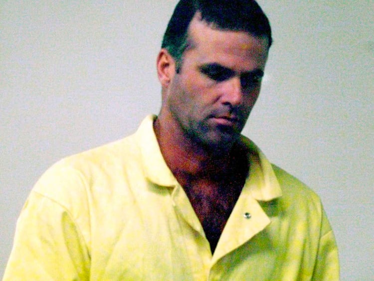 Stayner les dijo a las mujeres que un caño estaba roto y debía repararlo. Ellas le abrieron confiadas la puerta de su habitación al amable empleado del parque sin imaginar que sellaban su trágico destino