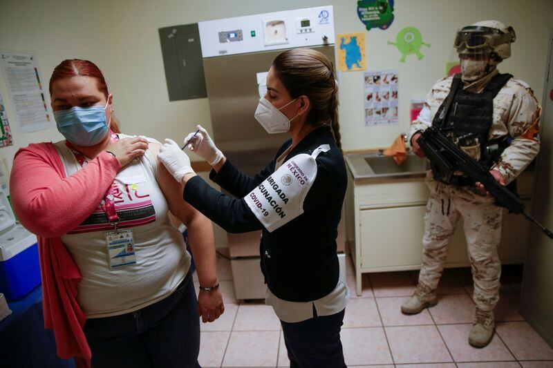 Samuel García criticó la jornada de vacunación contra el COVID (Foto: Reuters / José Luis González)