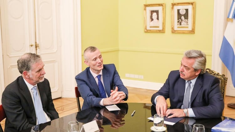 Alberto Fernández junto a Reed Hastings (Presidencia)