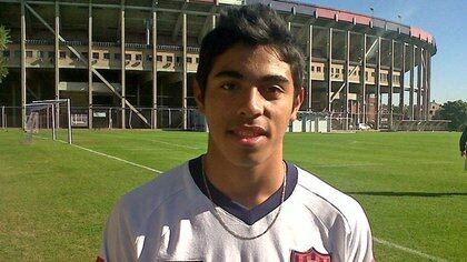 Lautaro Carrachino había pasado a préstamo a Almagro