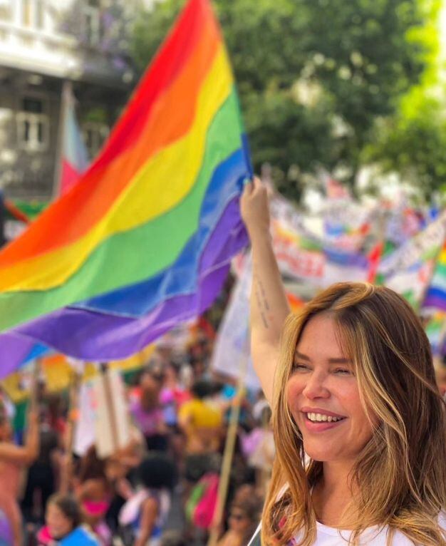 Nazarena Vélez, marcha del orgullo