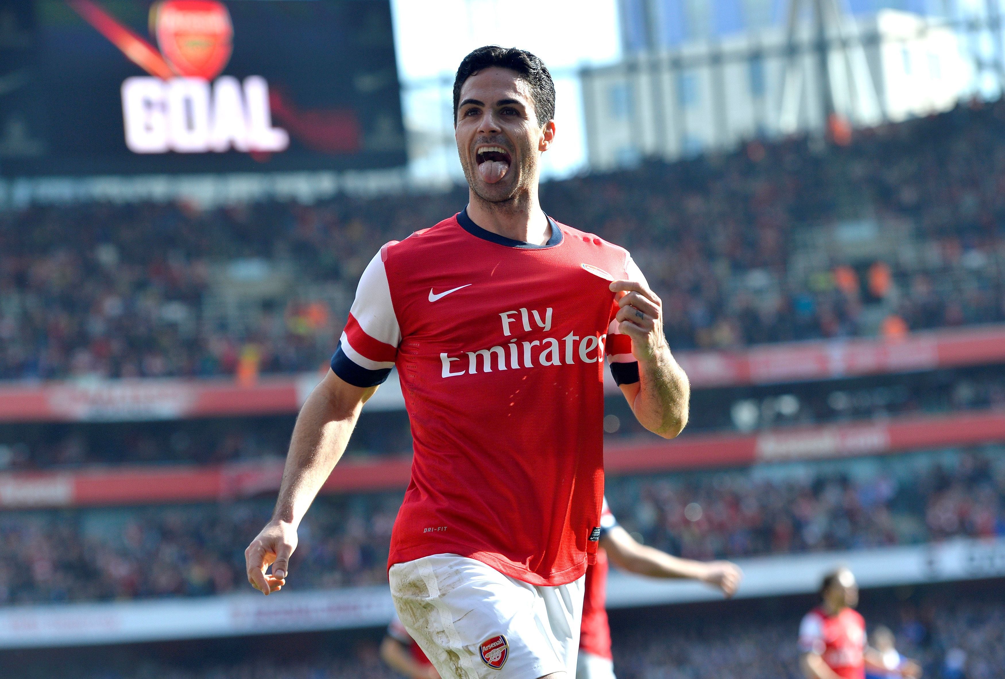 Mikel Arteta fue jugador y capitán del Arsenal durante los últimos años de Arsène Wenger en el club (REUTERS)