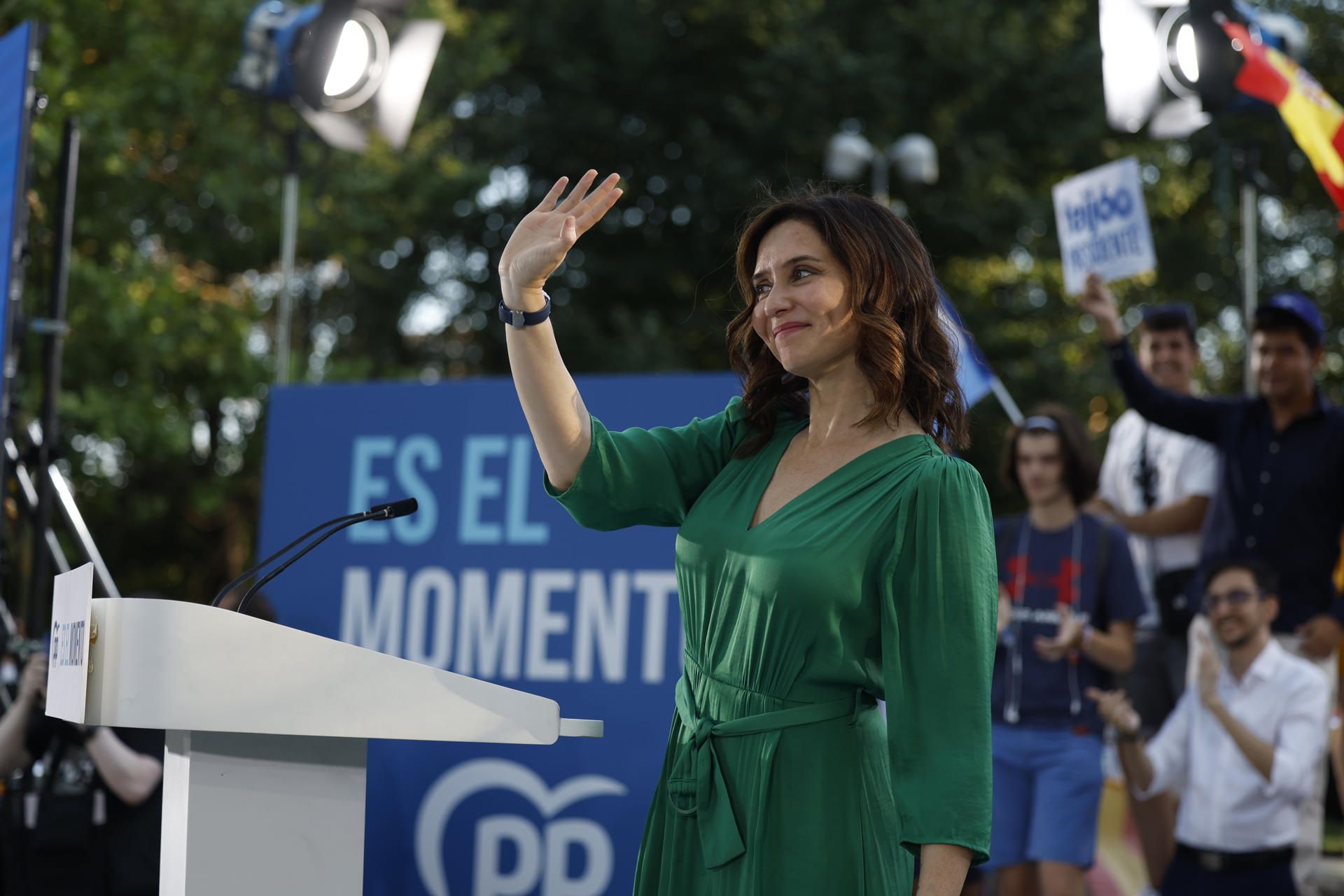 El presidenta de la Comunidad de Madrid, Isabel Díaz Ayuso, participa en un acto electoral celebrado en Madrid. EFE/ Juanjo Martín