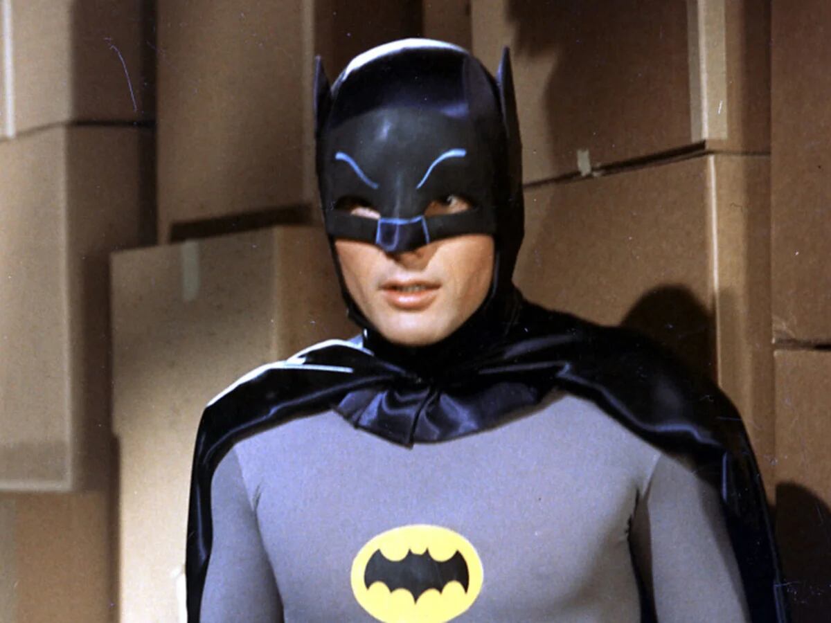 5 años sin Adam West, el Batman que quedó encerrado en los laberintos de  Ciudad Gótica y se refugió en el amor incondicional de sus fans - Infobae