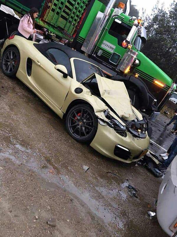 El Porsche quedó con la trompa muy averiada