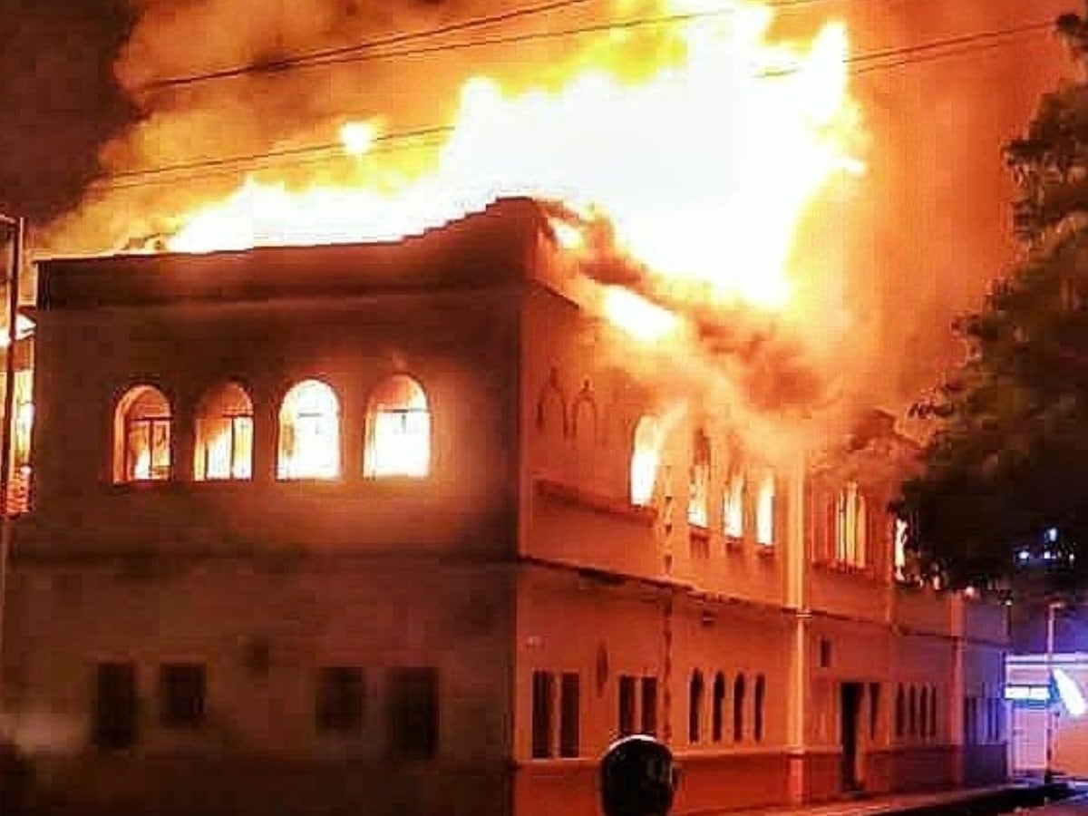 Incendian el Palacio de Justicia de Tuluá, Valle del Cauca - Infobae