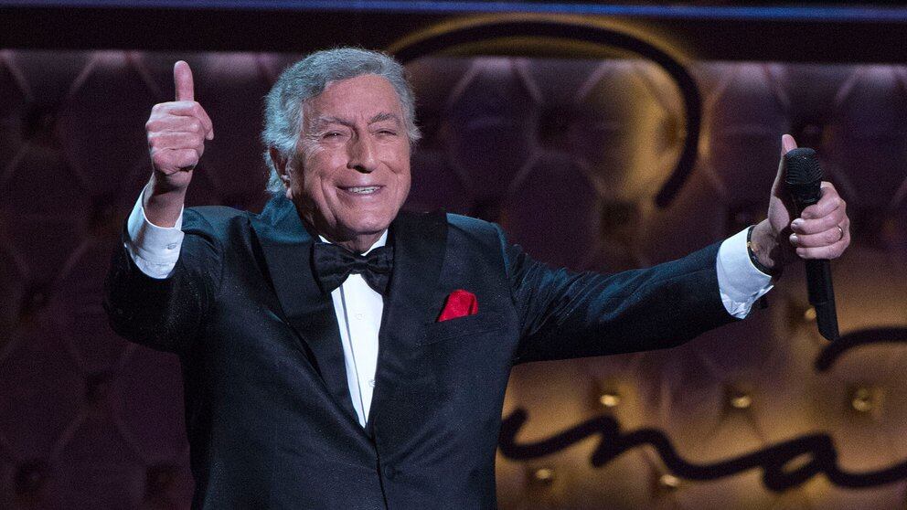 Tony Bennett’s wife revealed that the legendary 95-year-old singer does not know he has Alzheimer’s