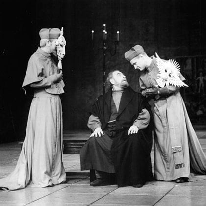 “La vida de Galileo” en una puesta en Alemania, 1971 (Fuente: Wikipedia)