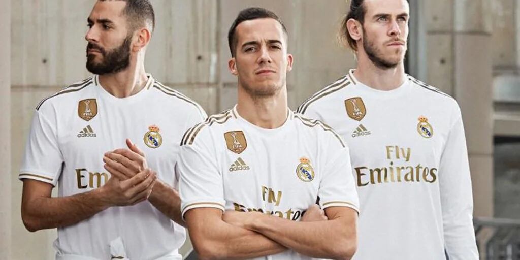 El Real Madrid la nueva equipación "de oro" que el equipo en la próxima temporada -