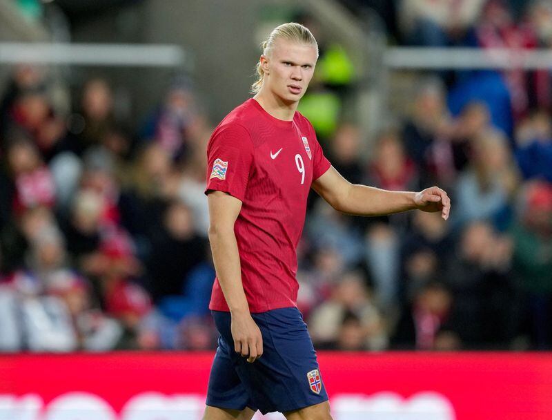 FOTO DE ARCHIVO. Fútbol - UEFA Nations League - Grupo H - Noruega vs Serbia - Ullevaal Stadion, Oslo, Noruega - 27 de septiembre de 2022 - Erling Braut Haaland de Noruega. Fredrik Varfjell/NTB vía REUTERS