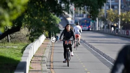 La Secretaría de Ambiente invitó a utilizar la bicileta como medio de transporte - crédito Secretaría de Movilidad