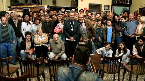 Oscar Martínez interpreta a un ganador del Nobel de Literatura en “El ciudadano ilustre”