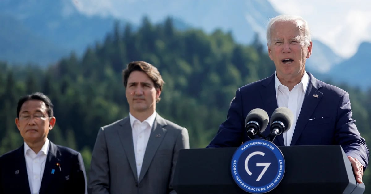 The US presented at the G7 a project to create an underwater fiber optic cable to connect Europe and Asia