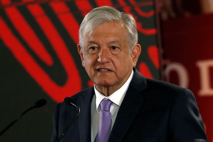 El mandatario recordó que como jefe de gobierno de la Ciudad de México procuró que su gabinete estuviera formado por más mujeres que hombres. (Foto: REUTERS/Henry Romero)