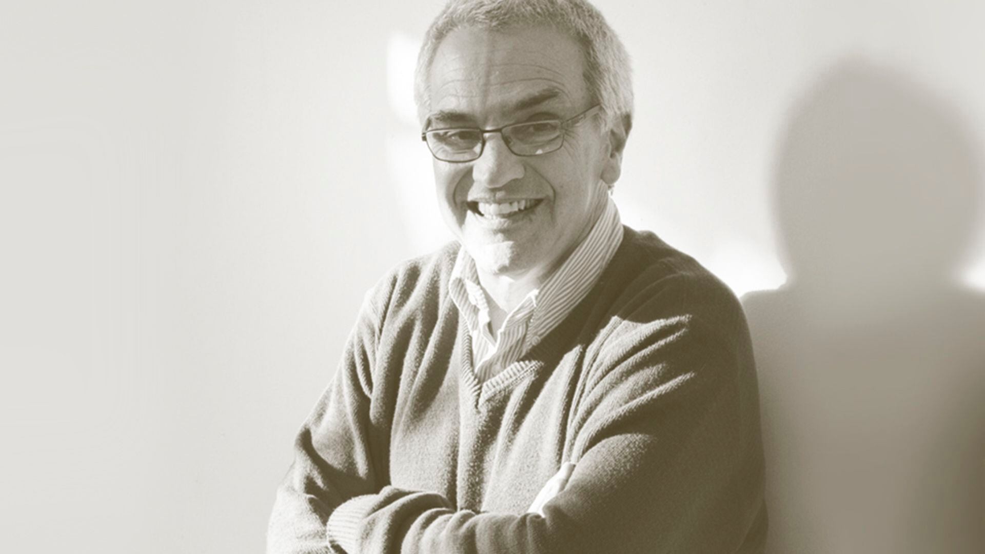 Roberto Appratto (Foto: poesia.uc.edu.ve)