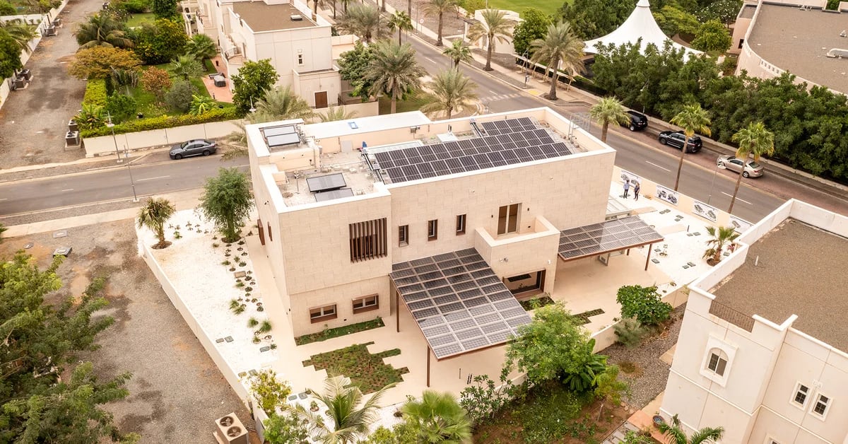 From the Chaco to Saudi Arabia: An Argentinian built a smart home near the desert and the Red Sea that received the world’s highest sustainability rating