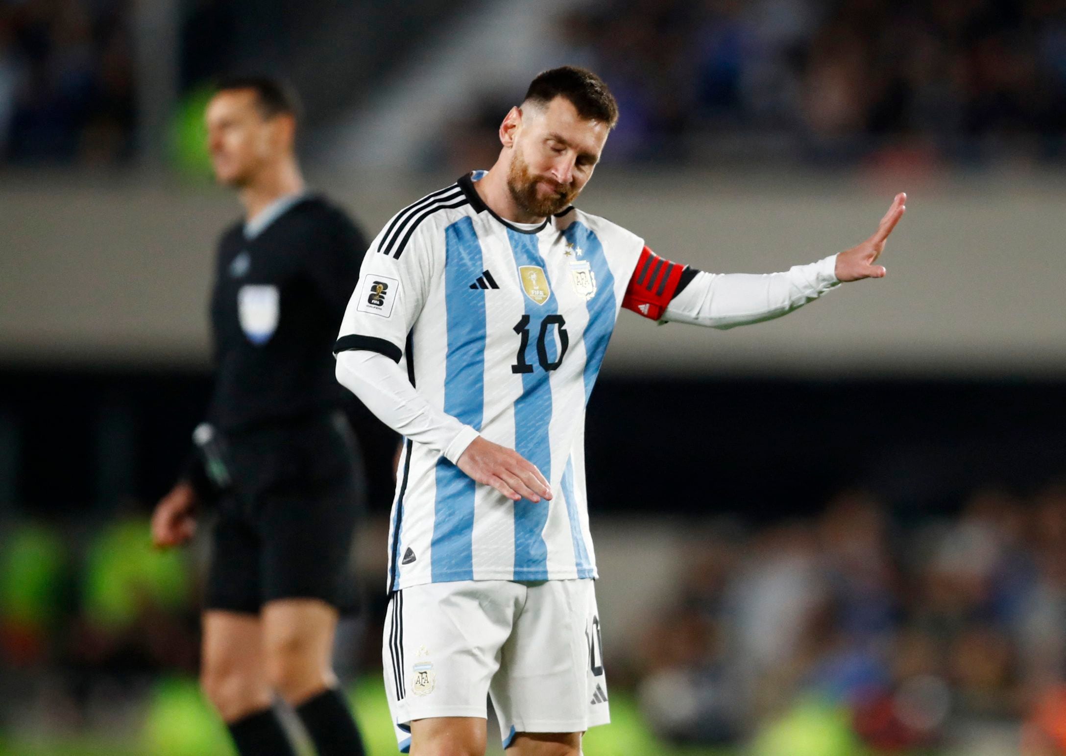 Lionel Messi, el Capitán argentino, durante el partido ante Ecuador en el Monumental (REUTERS/Agustin Marcarian)