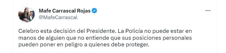 Reacciones a la salida de Henry Sanabria de la Policía Nacional. Twitter.