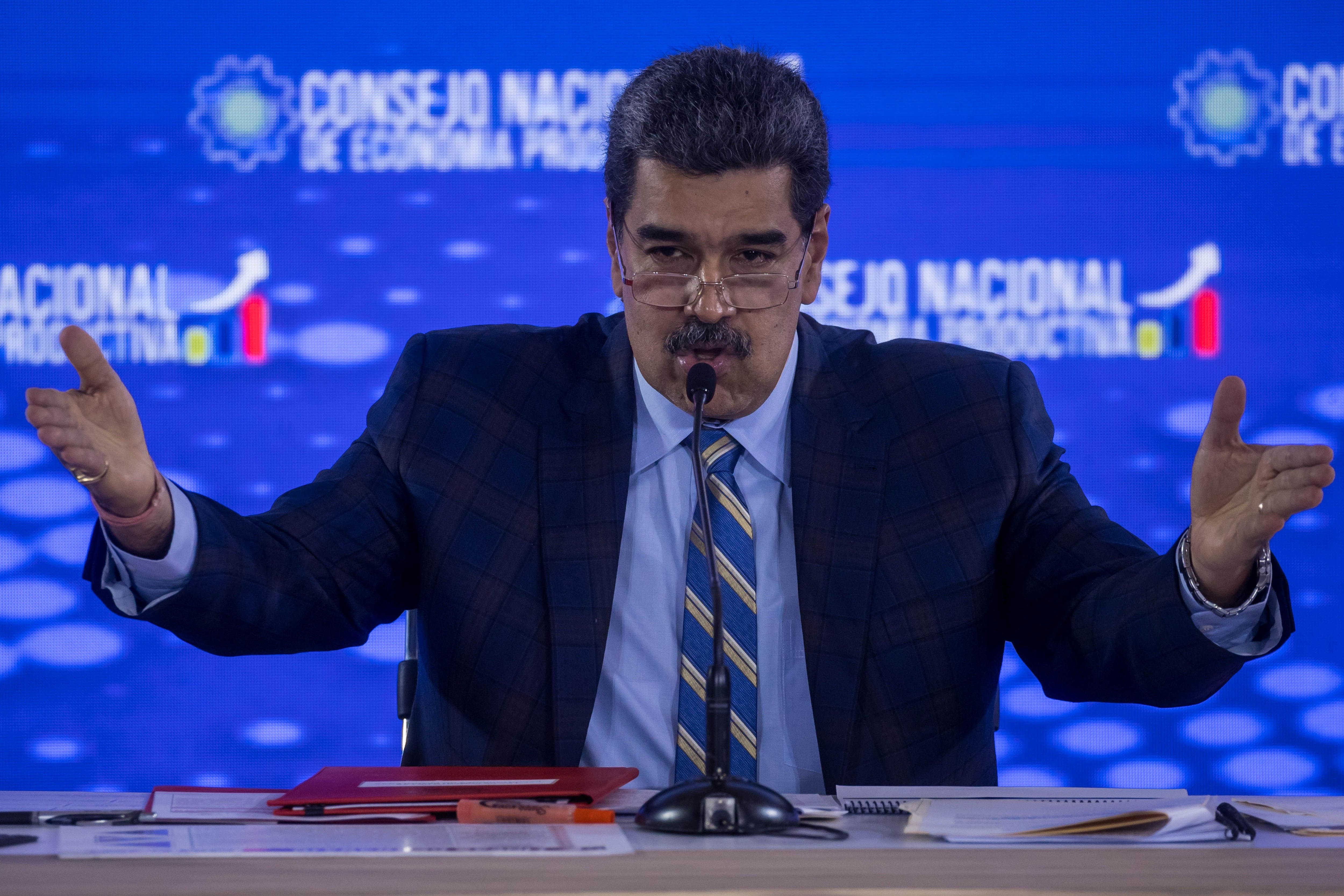 El gobierno del dictador de Venezuela, Nicolás Maduro, confirmó el acuerdo con Estados Unidos para la deportación aérea (EFE/ Miguel Gutiérrez)
