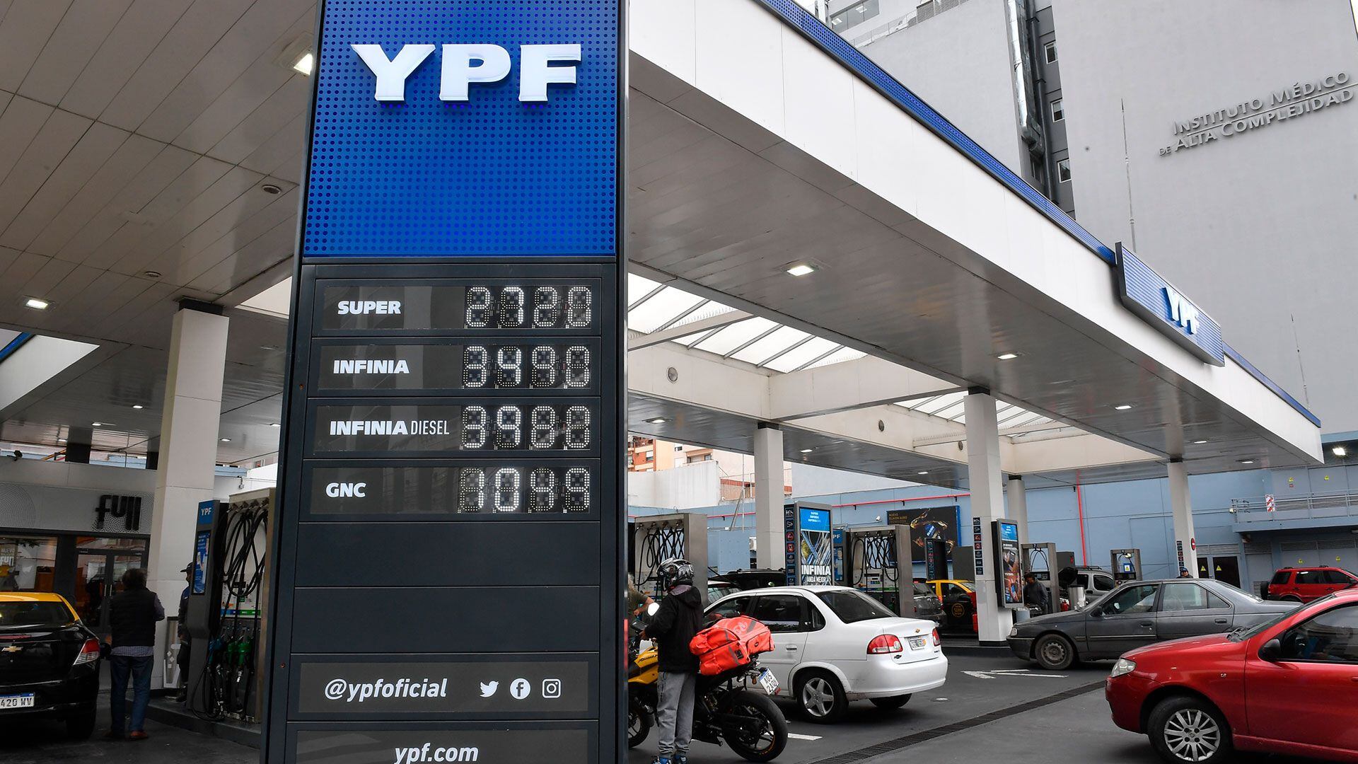 Aumento-Naftas-combustibles-shell-YPF