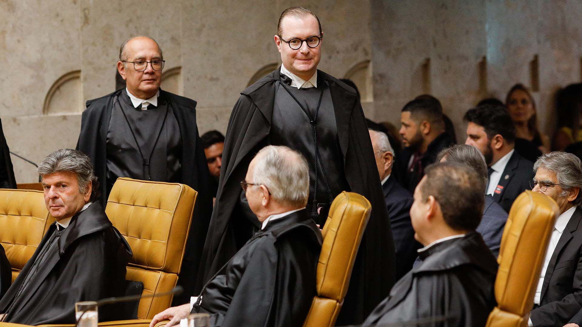 El ex abogado del presidente Luiz Inácio Lula da Silva, Cristiano Zanin, votó en contra de la inconstitucionalidad del artículo, suscitando la reacción del Partido de los Trabajadores (PT), que lo acusó de adoptar una posición conservadora (AFP)