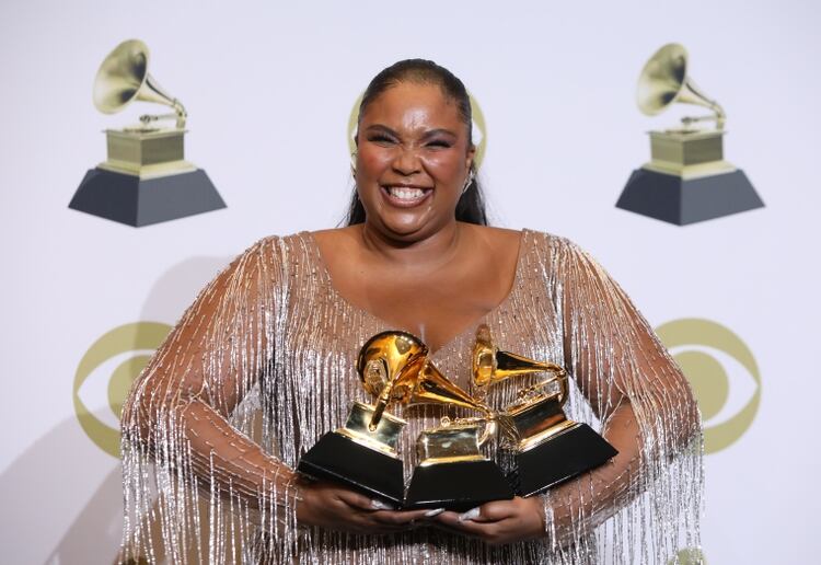 Luego de más de 10 años de carrera Lizzo obtuvo premios Grammy por mejor performance solista (