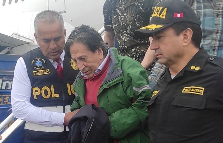 Alejandro Toledo llegó al Perú