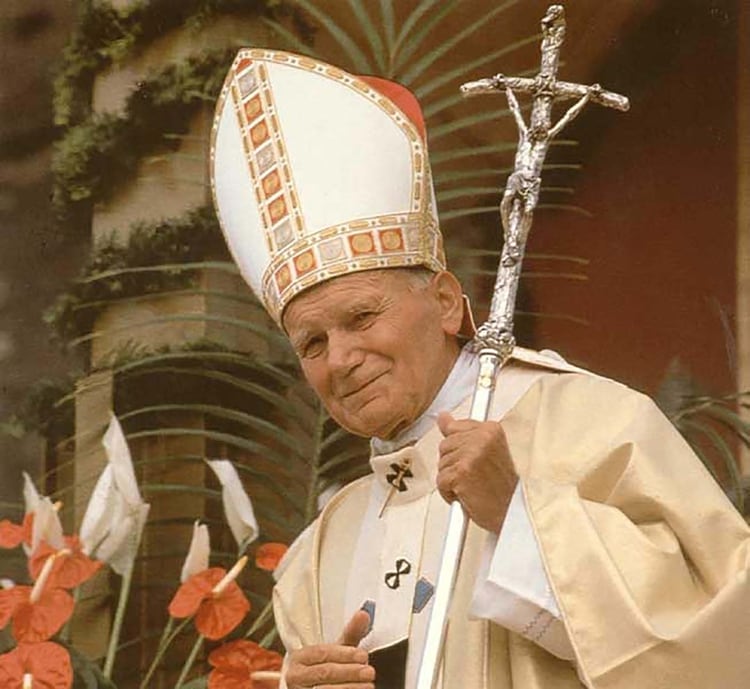 El papa Juan Pablo II también pidió perdón en 1992 a las poblaciones americanas por las injusticias del pasado (Foto: Archivo)
