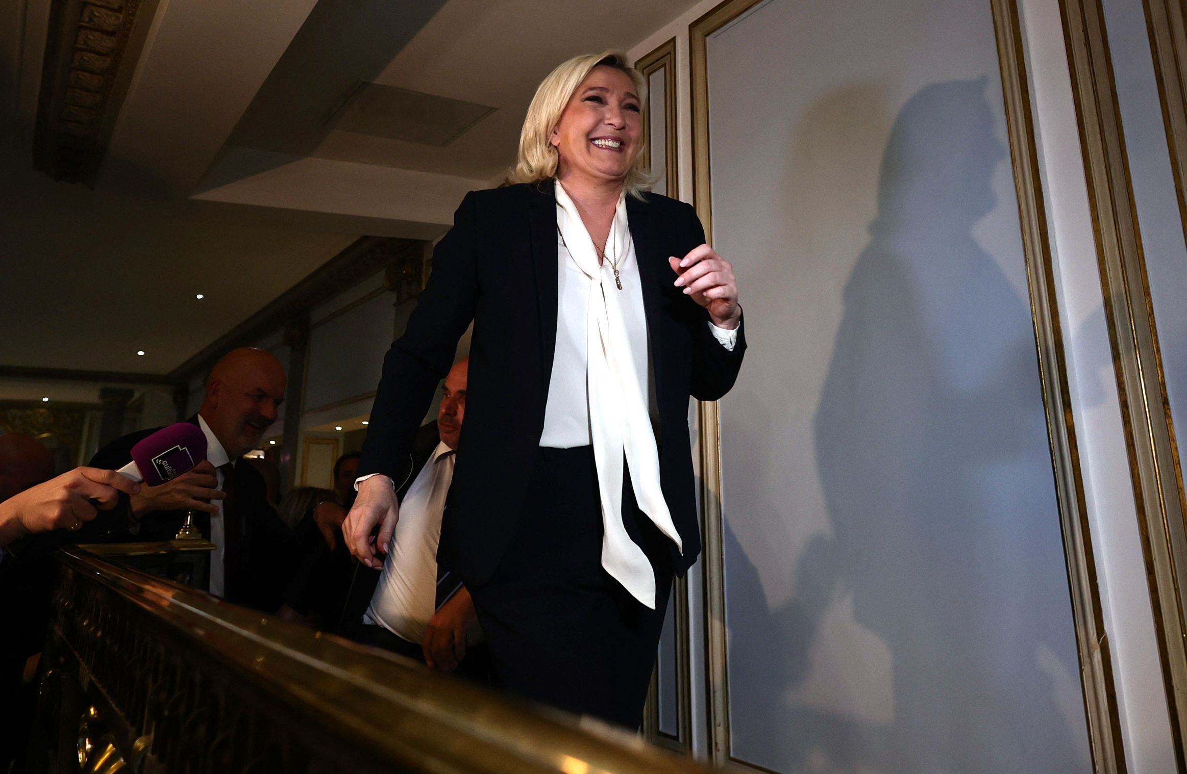Marine Le Pen reconoció la derrota y felicitó a su adversario en las elecciones francesas (REUTERS/Sarah Meyssonnier)