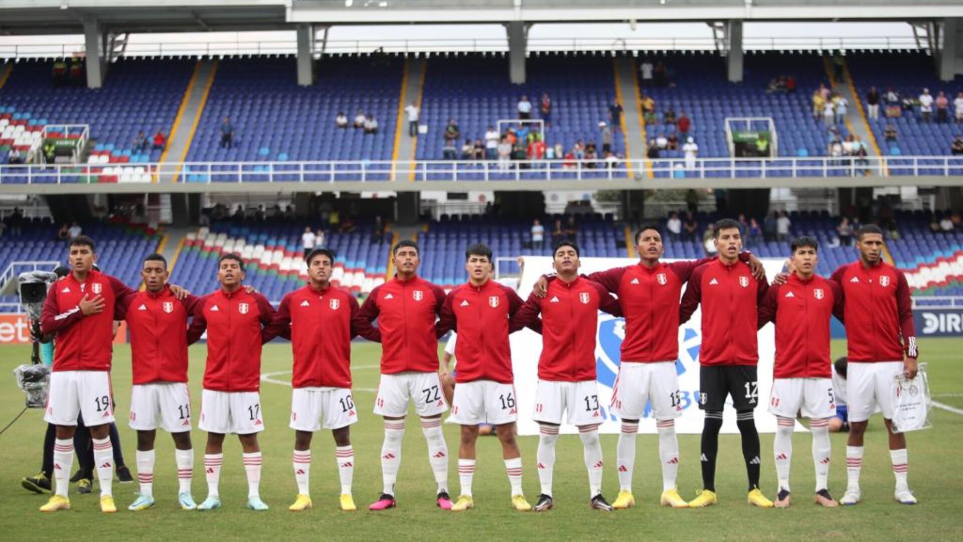 La selección peruana sub 20 quedó eliminada tras derrota ante Paraguay.