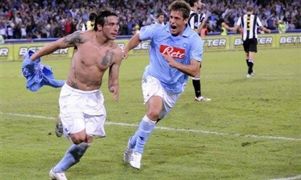 Ezequiel Lavezzi y Germán Denis forjaron una amistad en Napoli