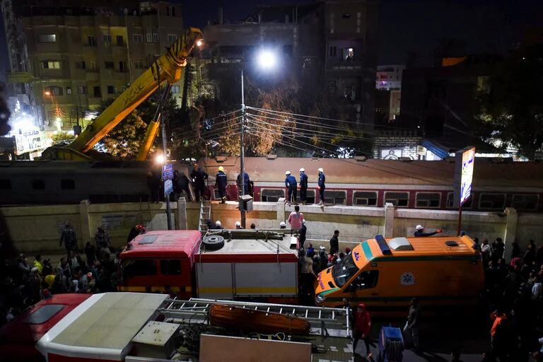    En los últimos años crecieron considerablemente los accidentes ferroviarios en Egipto (REUTERS/Shokry Hussien) 