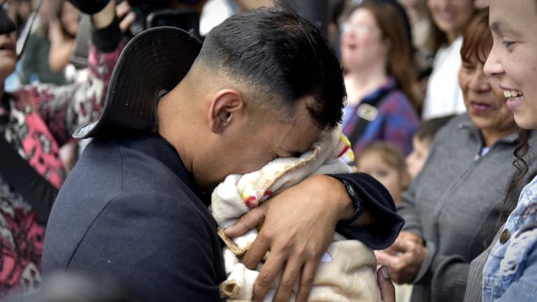 El primer navegante en bajar, fue papá hace un mes