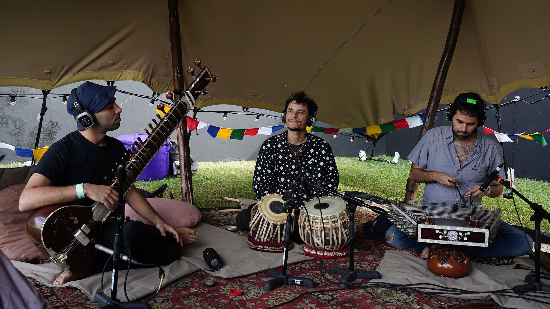 Lollapalooza 2022 Argentinien - Grünfläche und Kunst