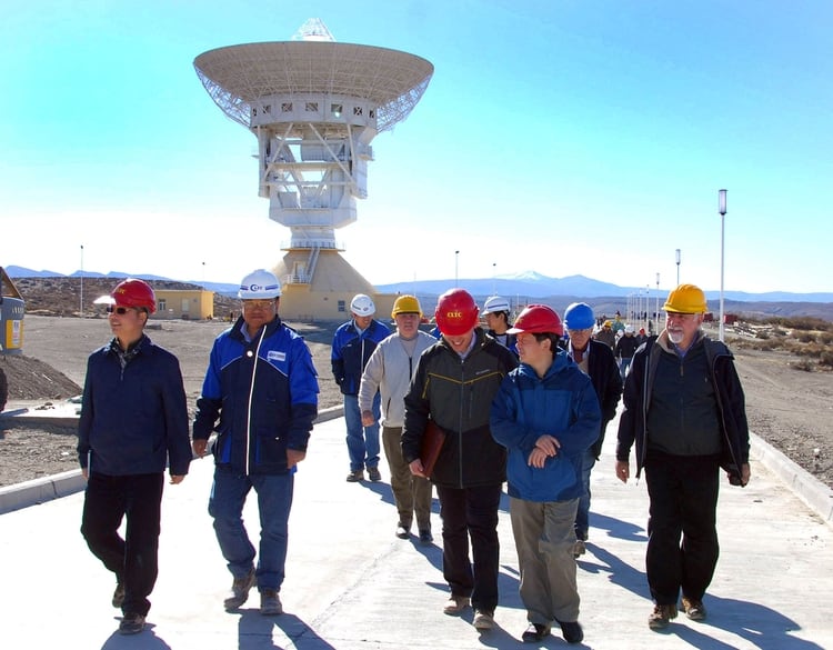 Los técnicos chinos manejan toda la operatoria de la estación espacial de Neuquén (Télam)
