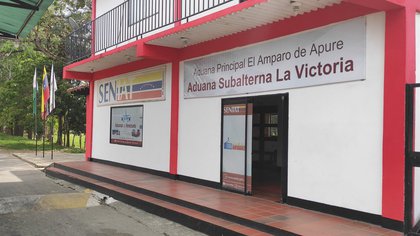 El puesto de la Aduana antes que fuera destruido por disidentes de las FARC (Daniel Fernando Martinez Cervera/@ElCirculoarauca)