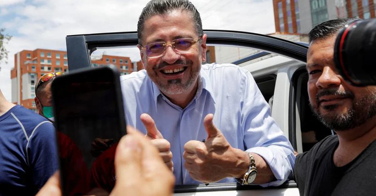 Rodrigo Chavez ha vinto la presidenza del Costa Rica con il 52,9% dei voti