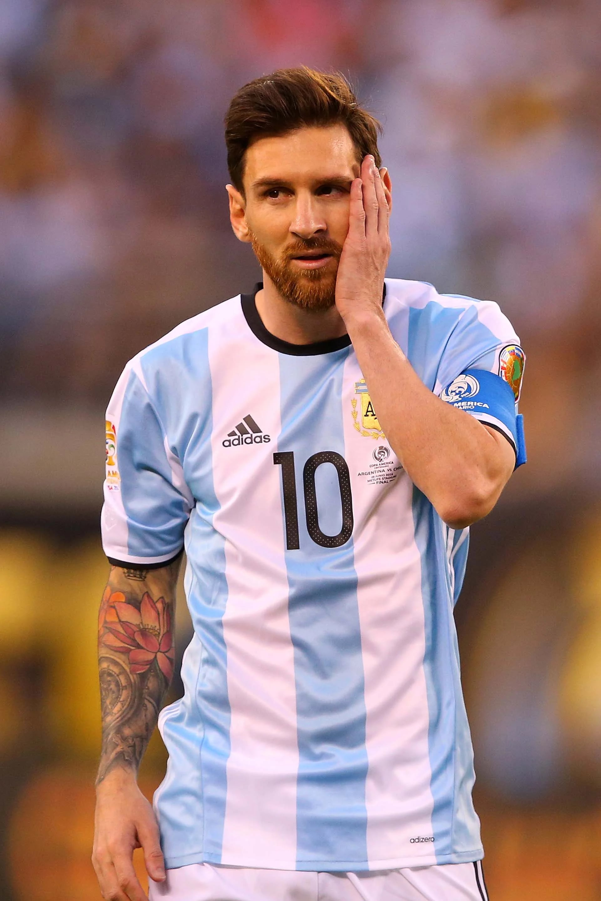 El llanto de Messi tras errar el penal (AFP)