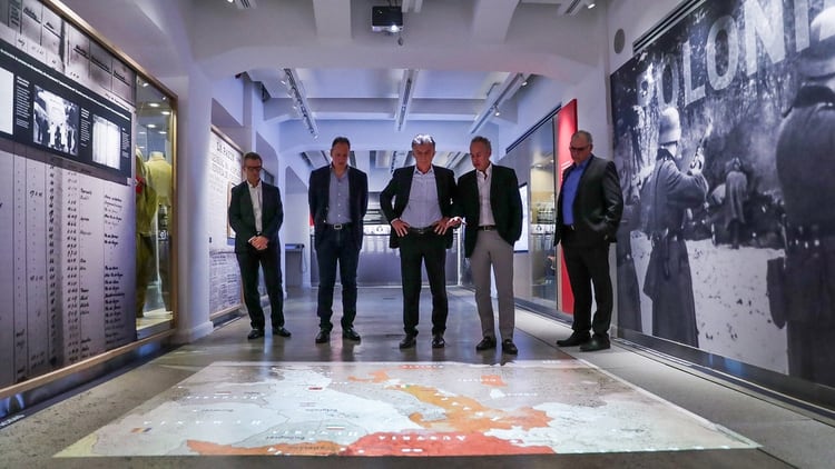 Mauricio Macri en el Museo del Holocausto