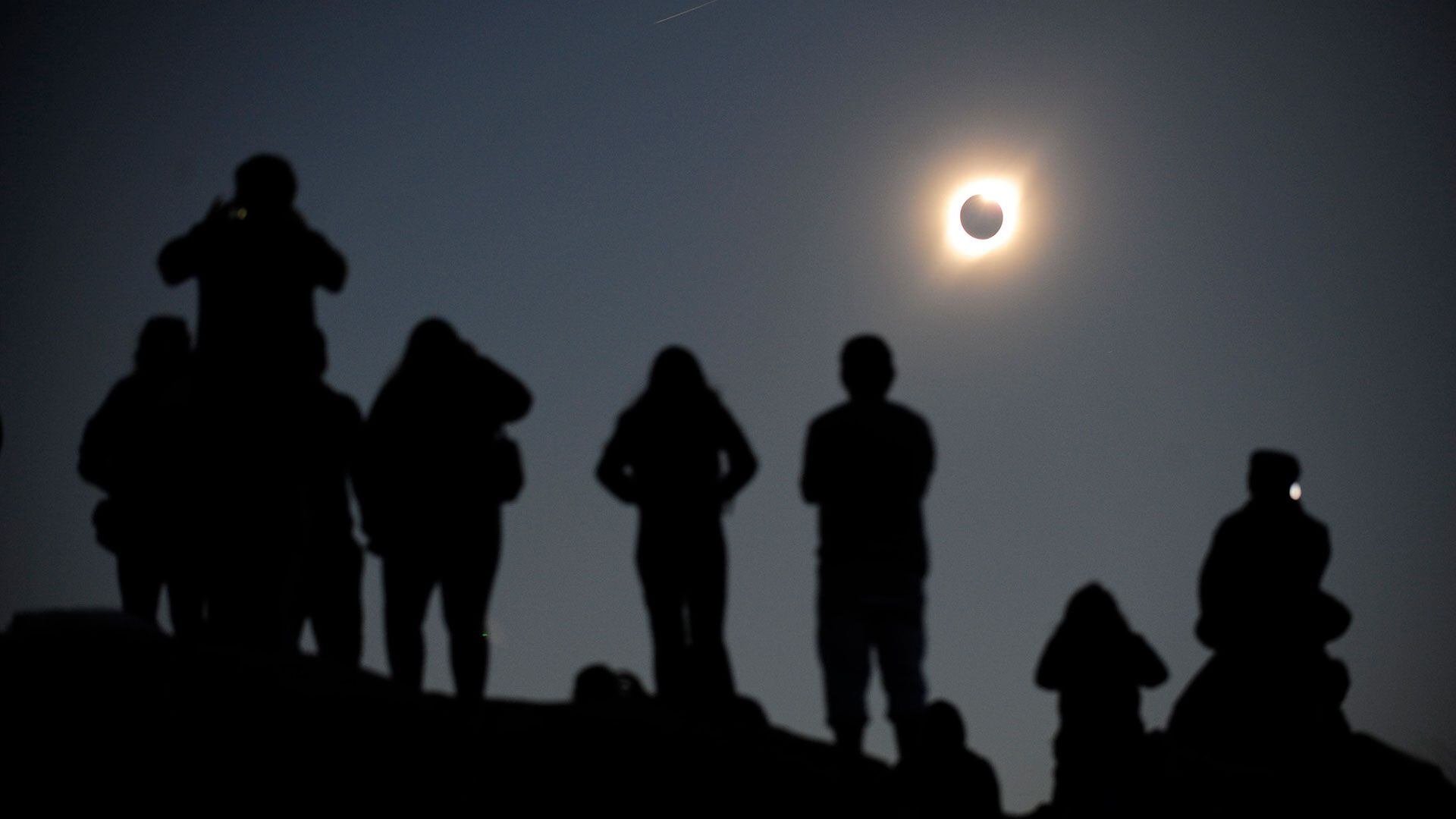 Existen varias formas de eclipse vistas desde la Tierra  (Victor Ruiz Caballero / The New York Times)