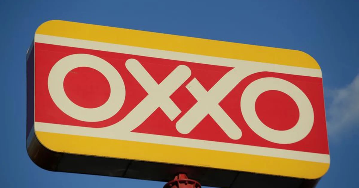 Oxxo: Besides Mexico, in which other countries are FEMSA’s convenience stores located?