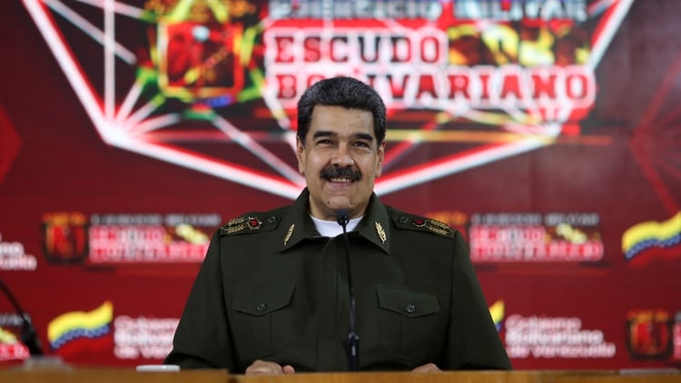 Maduro con uniforme militar en febrero de este año (MARCELO GARCIA / Presidencia de Venezuela / AFP)