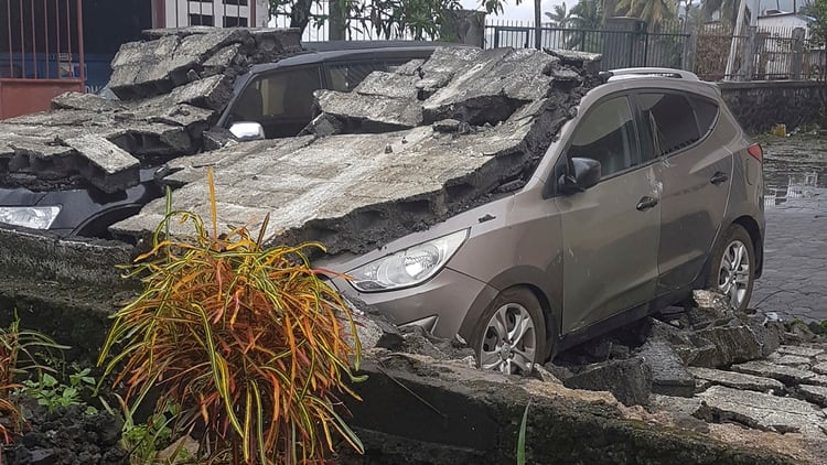 Imágenes de devastación por el pasó del ciclón por la isla Comoros. (AP PhotoAnziza M’Changama)