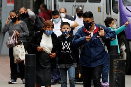 Además, durante la última semana hubo también un descenso importante para los contagios (Foto: REUTERS/Carlos Jasso)